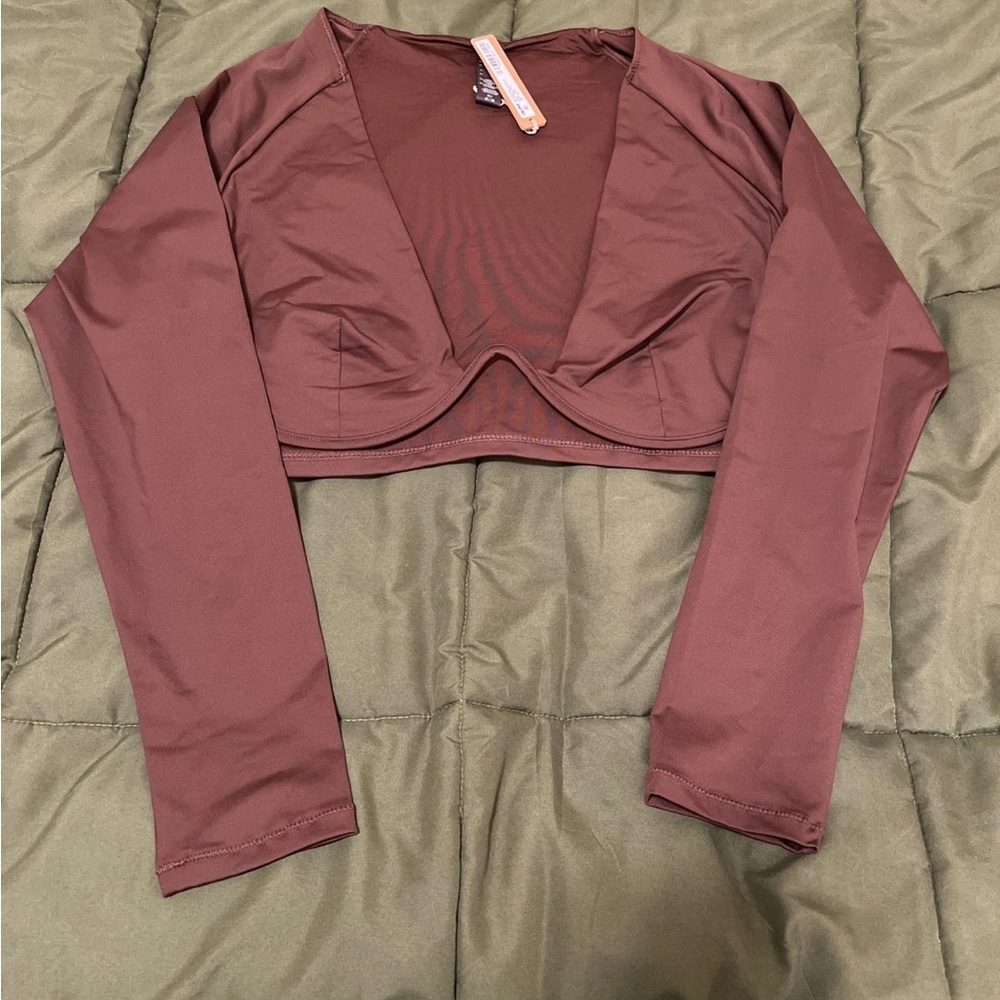 Skims swim long sleeve underwire top